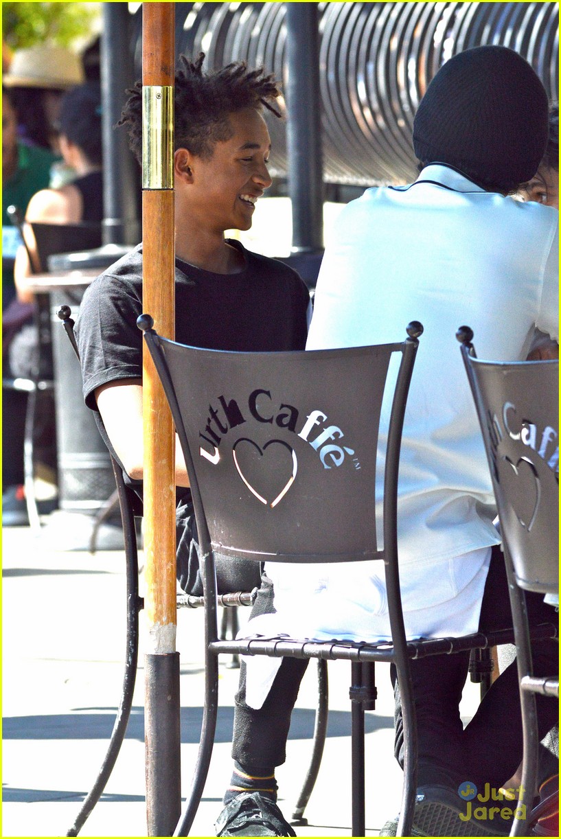 jaden smith hangs with pals kylie jenner lunches with mom 16