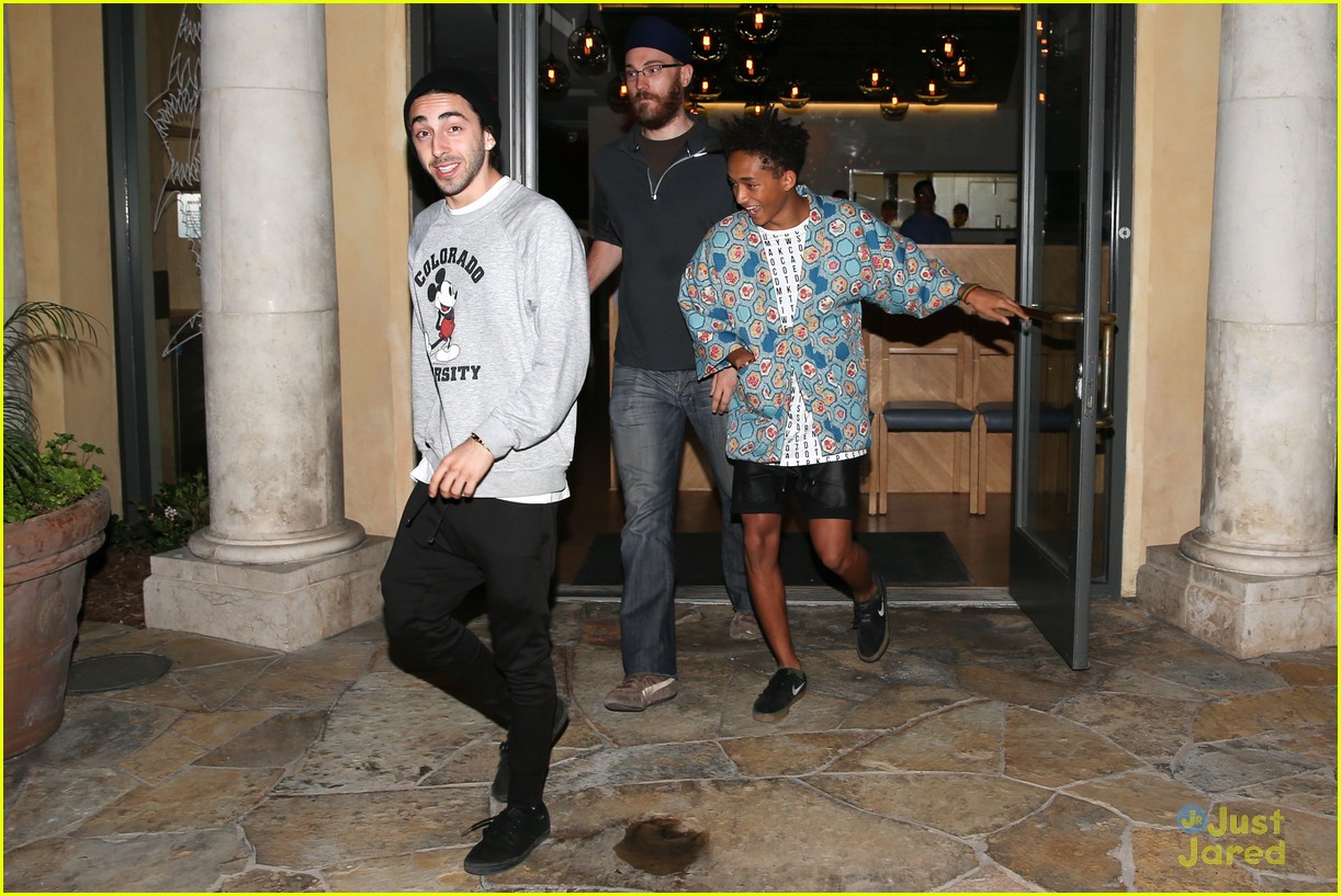jaden smith sushi stop with pals 07