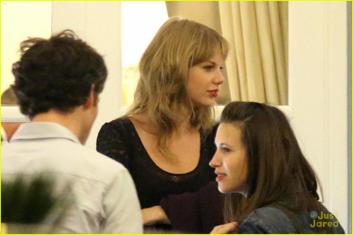 taylor swift giver dinner 07