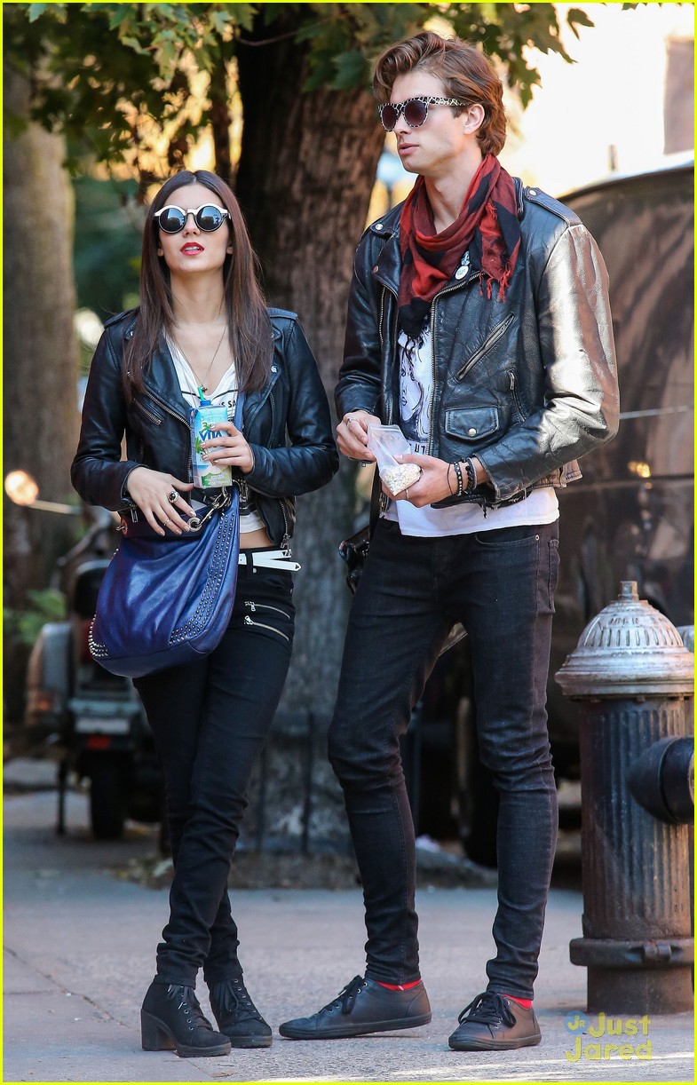victoria justice pierson fode leather jackets 06