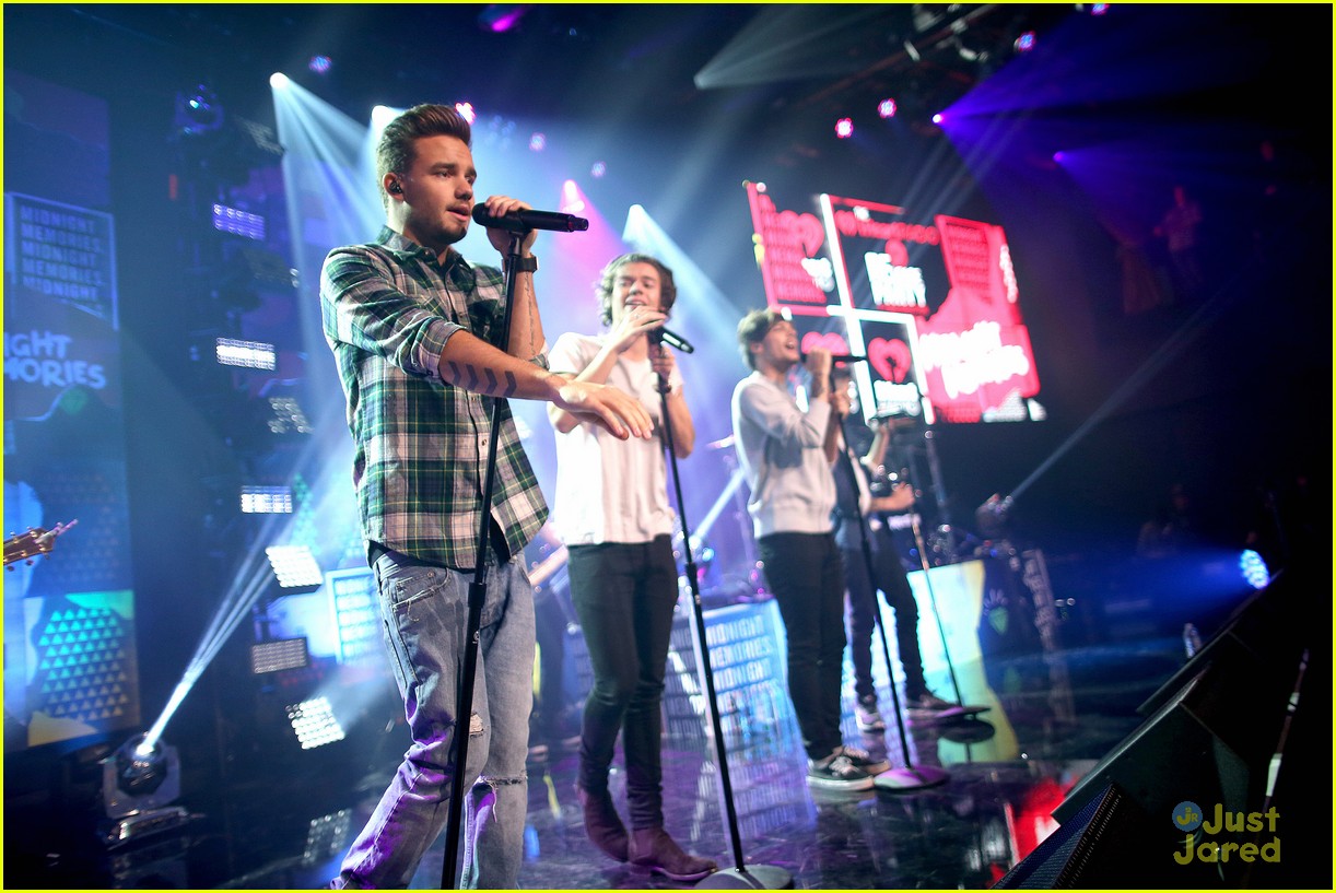 one direction album release party 28