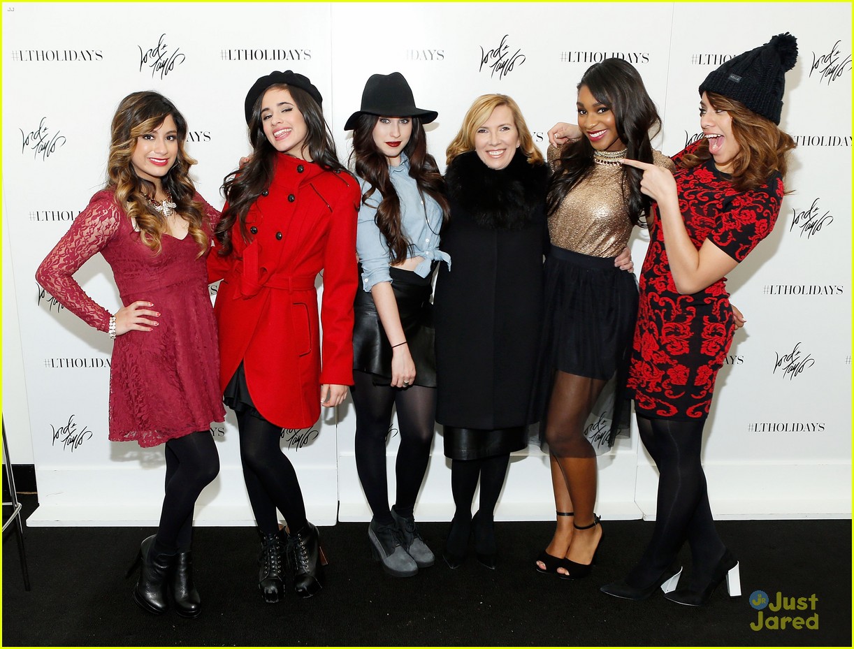 fifth harmony lord taylor holiday window unveiling 09