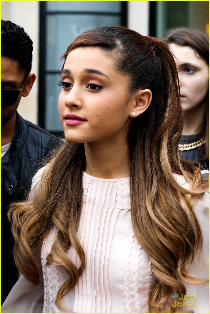 Ariana Grande: From Paris To London: Photo 615109 | Ariana Grande Pictures  | Just Jared Jr.