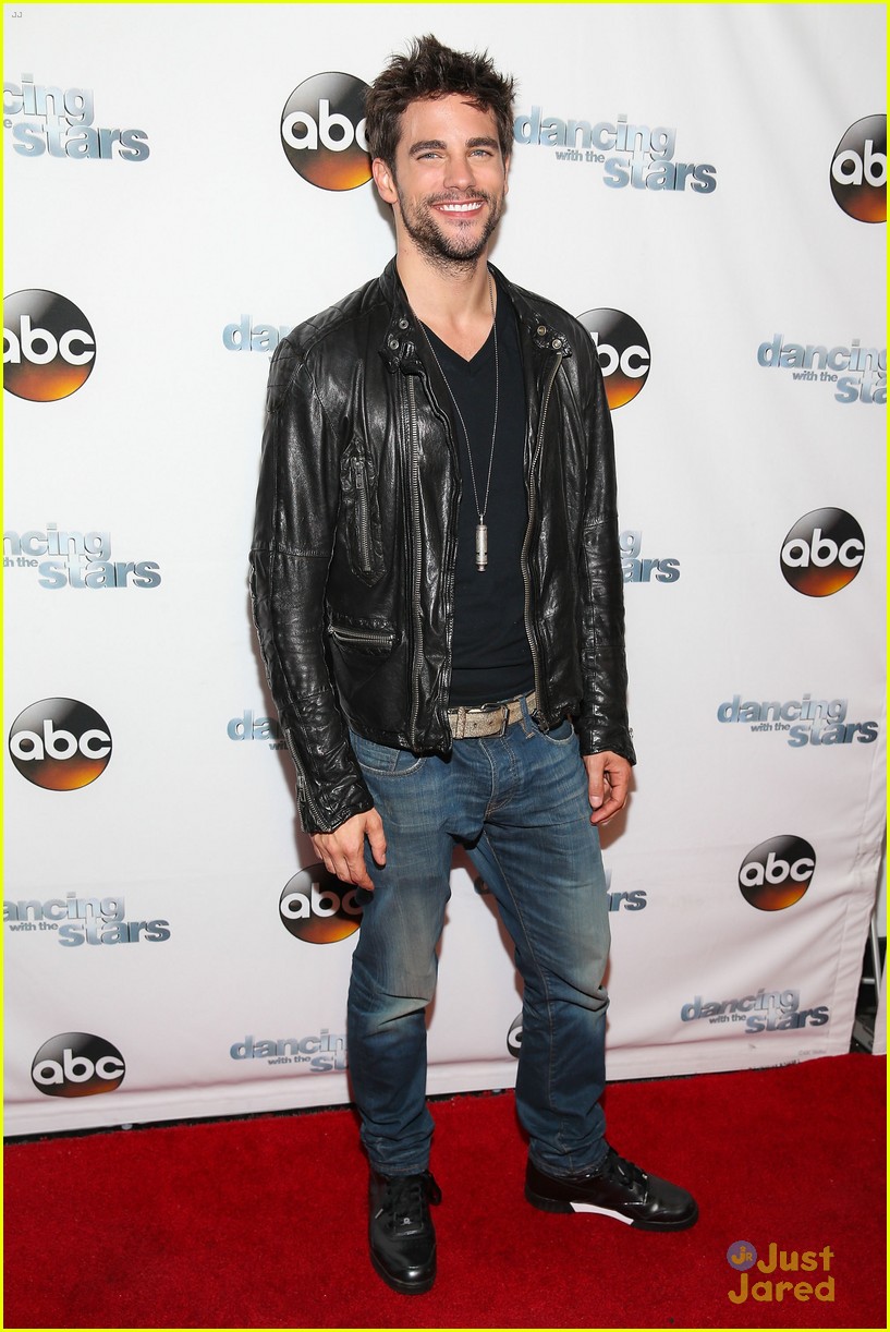 brant daugherty dancing with the stars wrap party 02