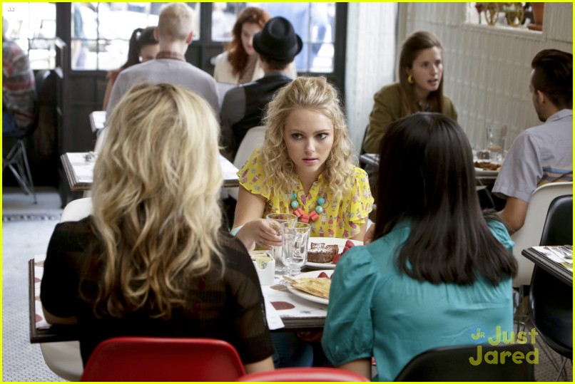 the carrie diaries too close for comfort pics preview 06