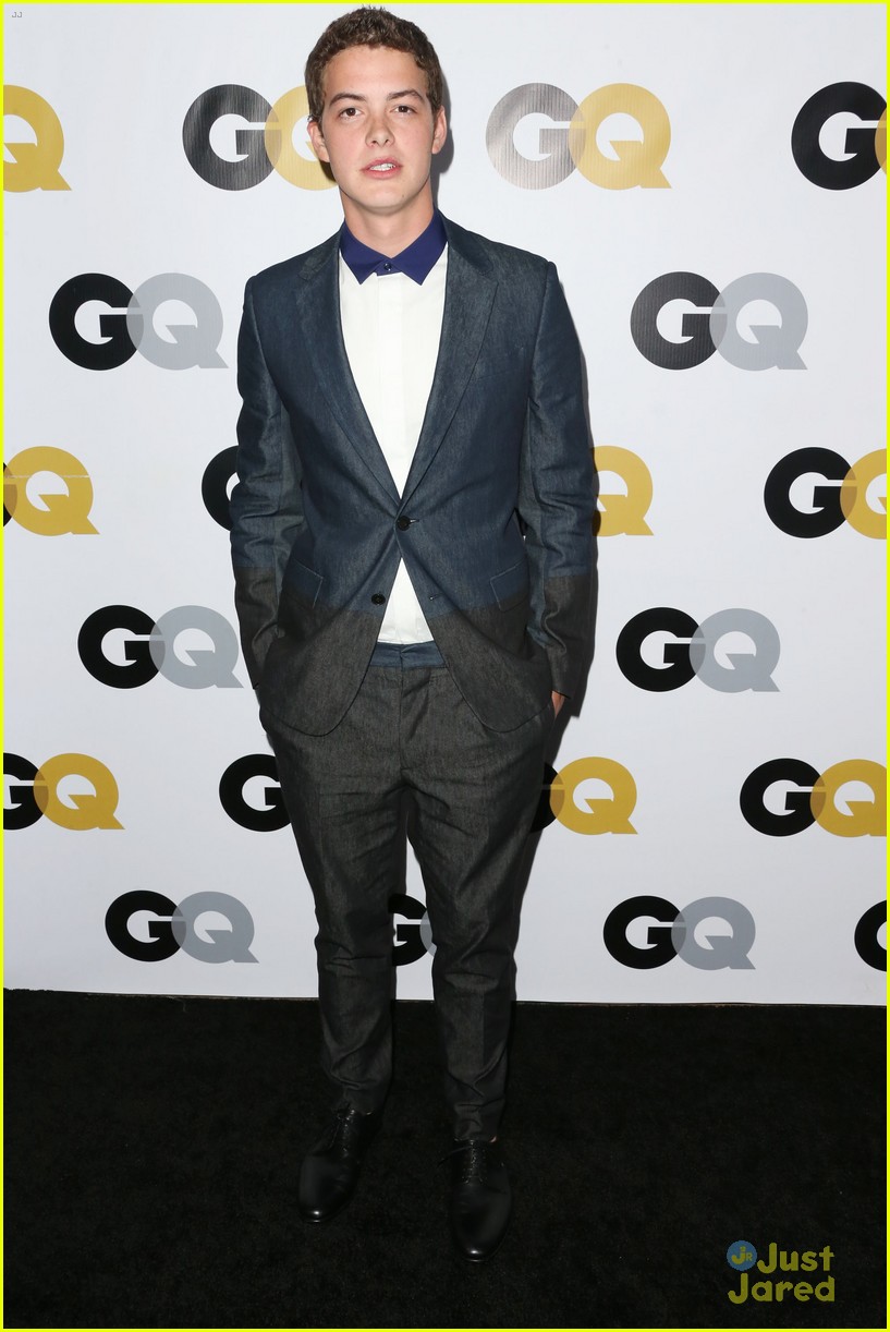 chace crawford shiloh fernandez gq men of year party 04