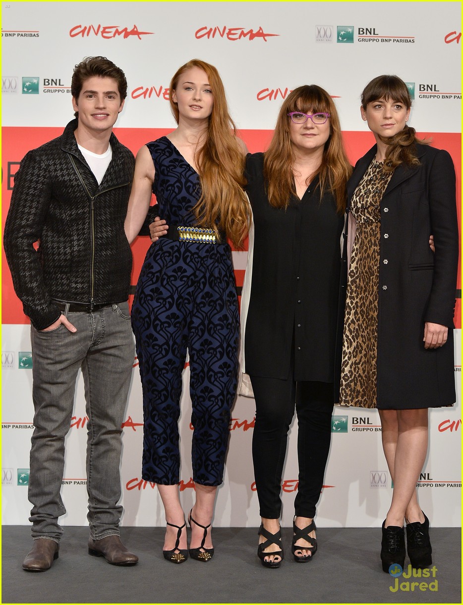 gregg sulkin sophie turner another me rome call conf 11