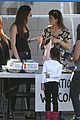 kendall kylie jenner family charity yard sale 09