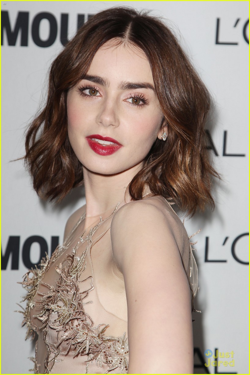 lily collins glamour women of year 2013 03