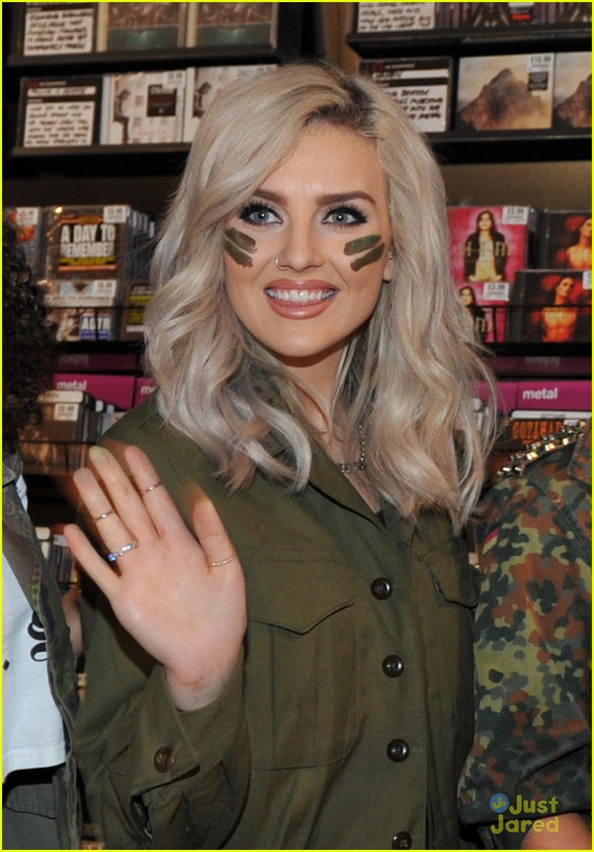 little mix salute signing in newcastle 05
