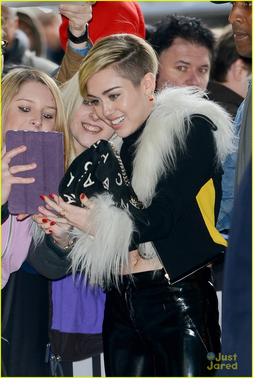 miley cyrus future real true video watch 17