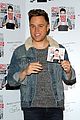 olly murs right place right time london signing 07