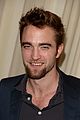 robert pattinson debuts goatee at charity event 13