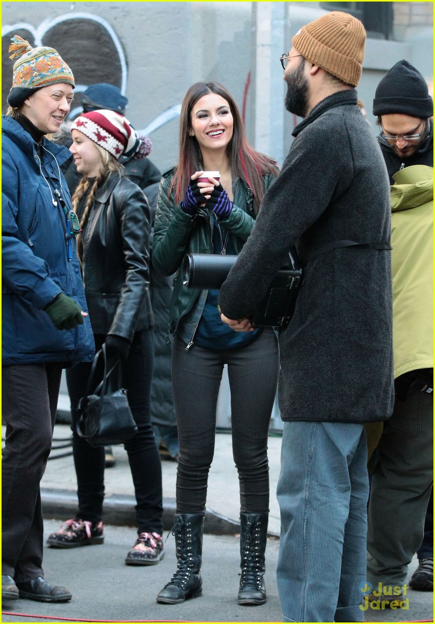 victoria justice coffee eye candy set 05