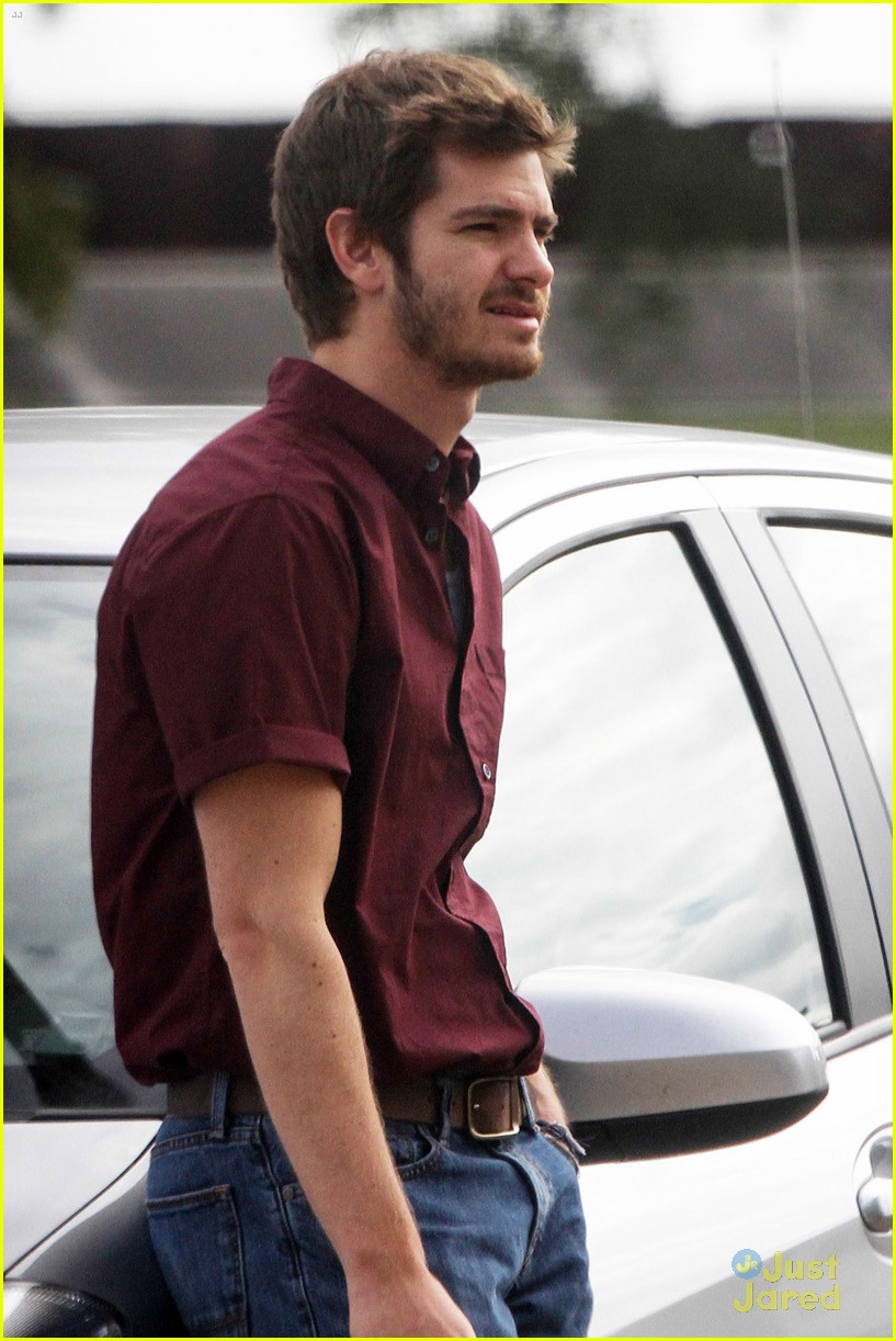andrew garfield scruffy face for 99 homes 04