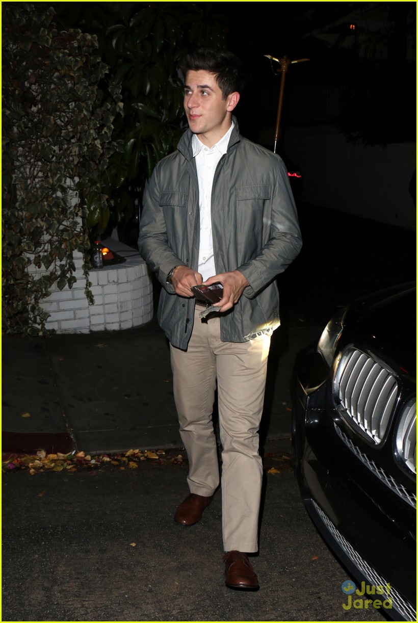 david henrie happy sunday at chateau marmont 01