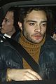 ed westwick drive by peace sign 03