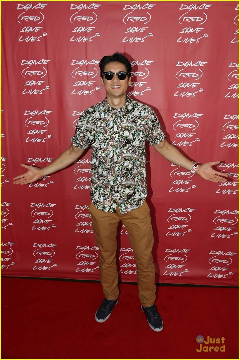 Harry Shum Jr Dance Red Saves Lives In Australia Photo 622684 harry-shum-jr-dance-red-saves-lives-in-australia-photo-622684