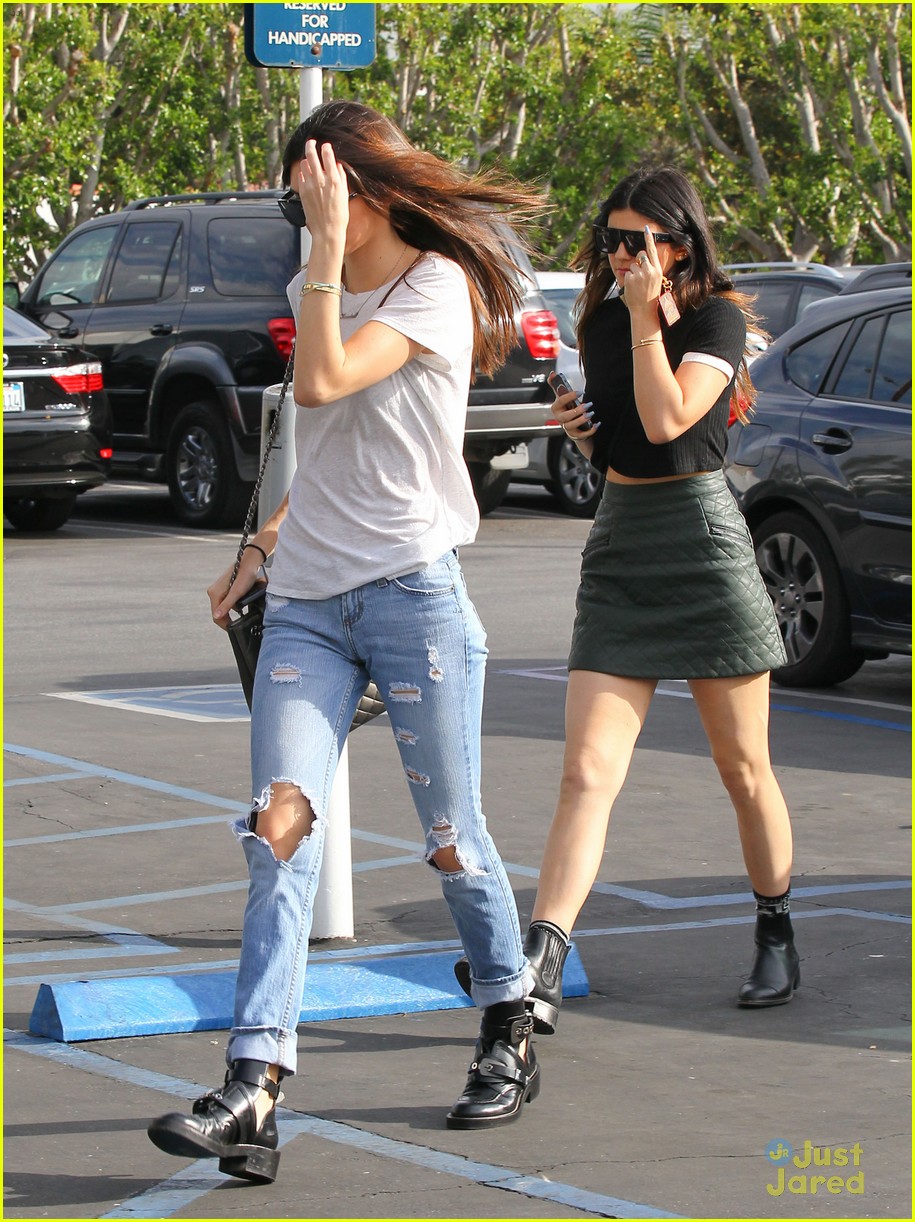 kendall kylie jenner fred segal sisters 05