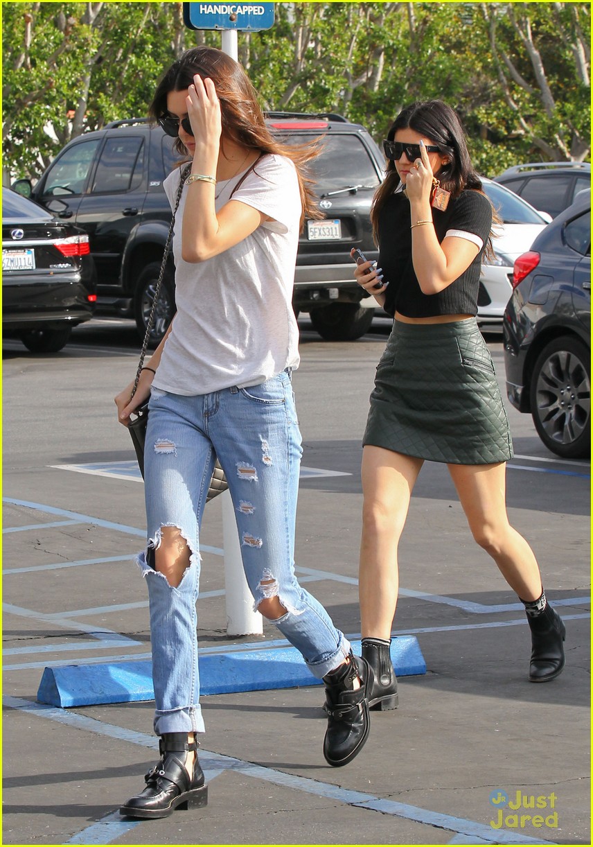 kendall kylie jenner fred segal sisters 10