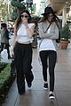 kendall kylie jenner grove pinkberry 07