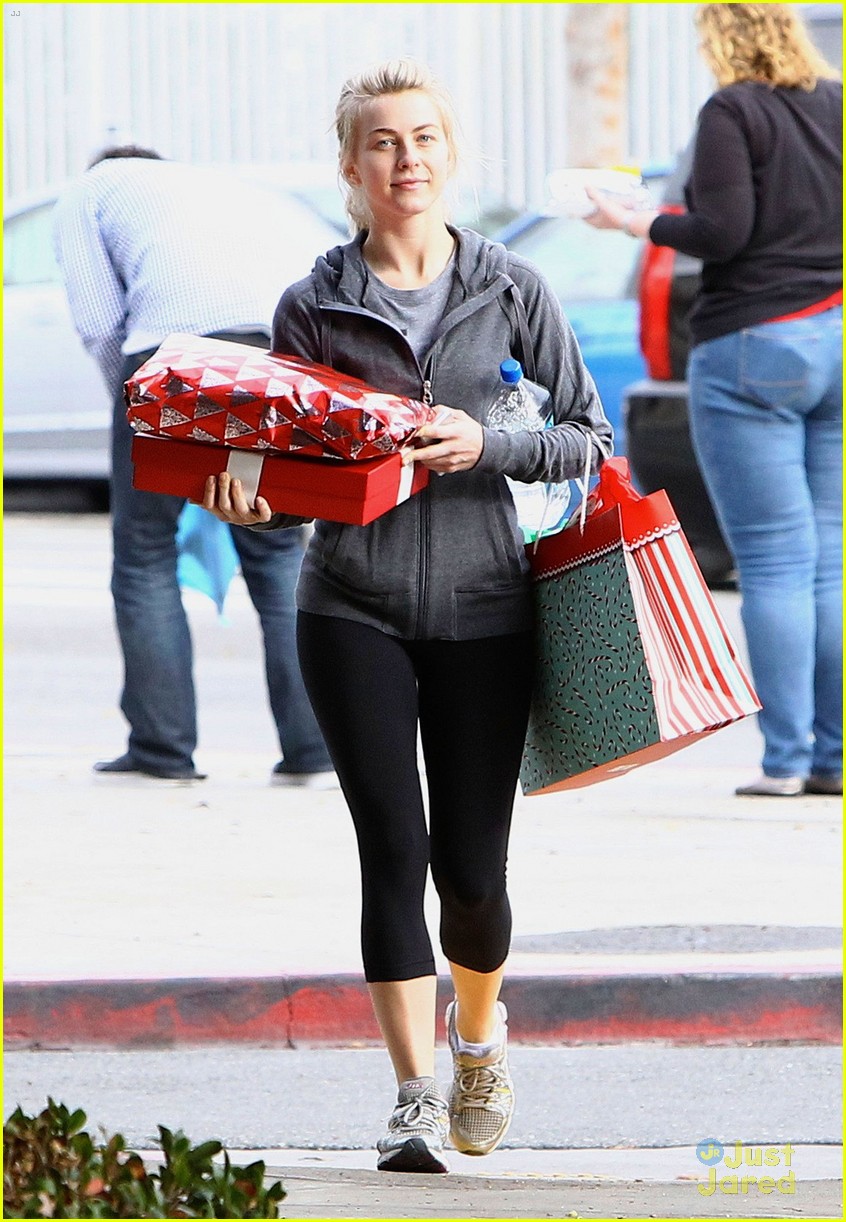 julianne hough christmas gifts galore 06