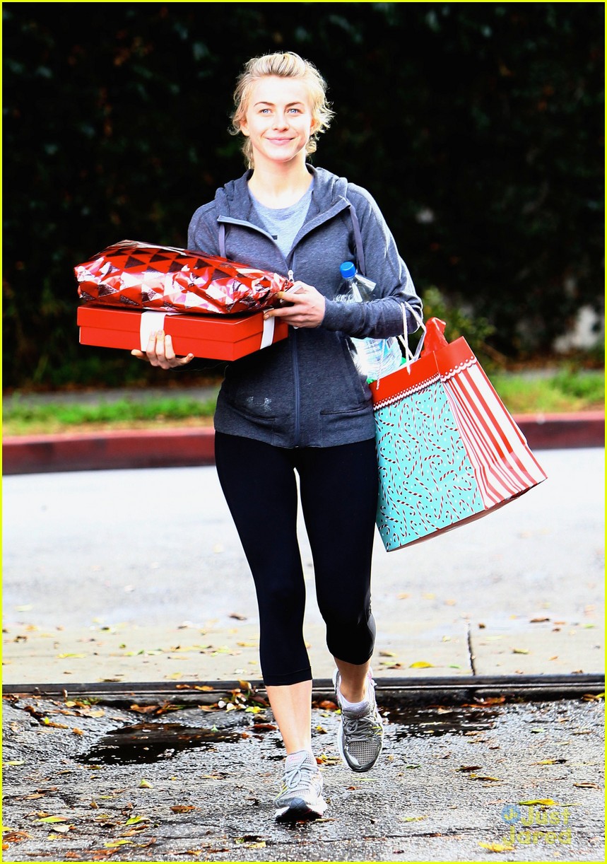 julianne hough christmas gifts galore 19