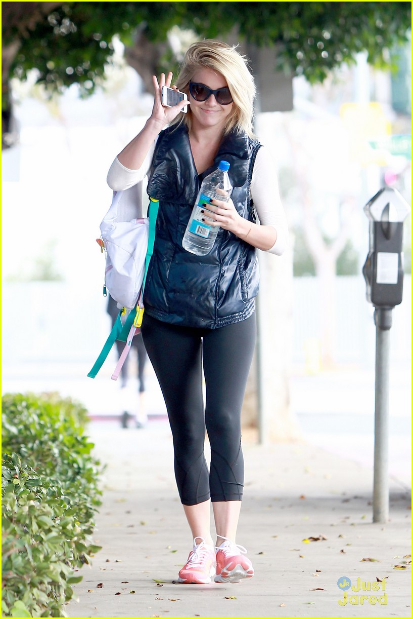 julianne hough west hollywood workout 01