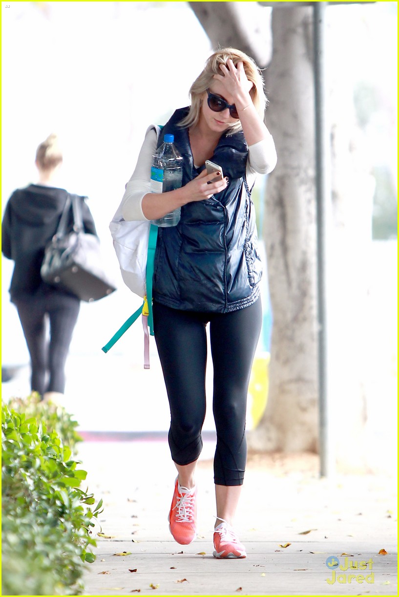 julianne hough west hollywood workout 15