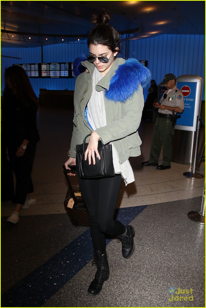 kendall jenner back in la after visting harry styles in london 01