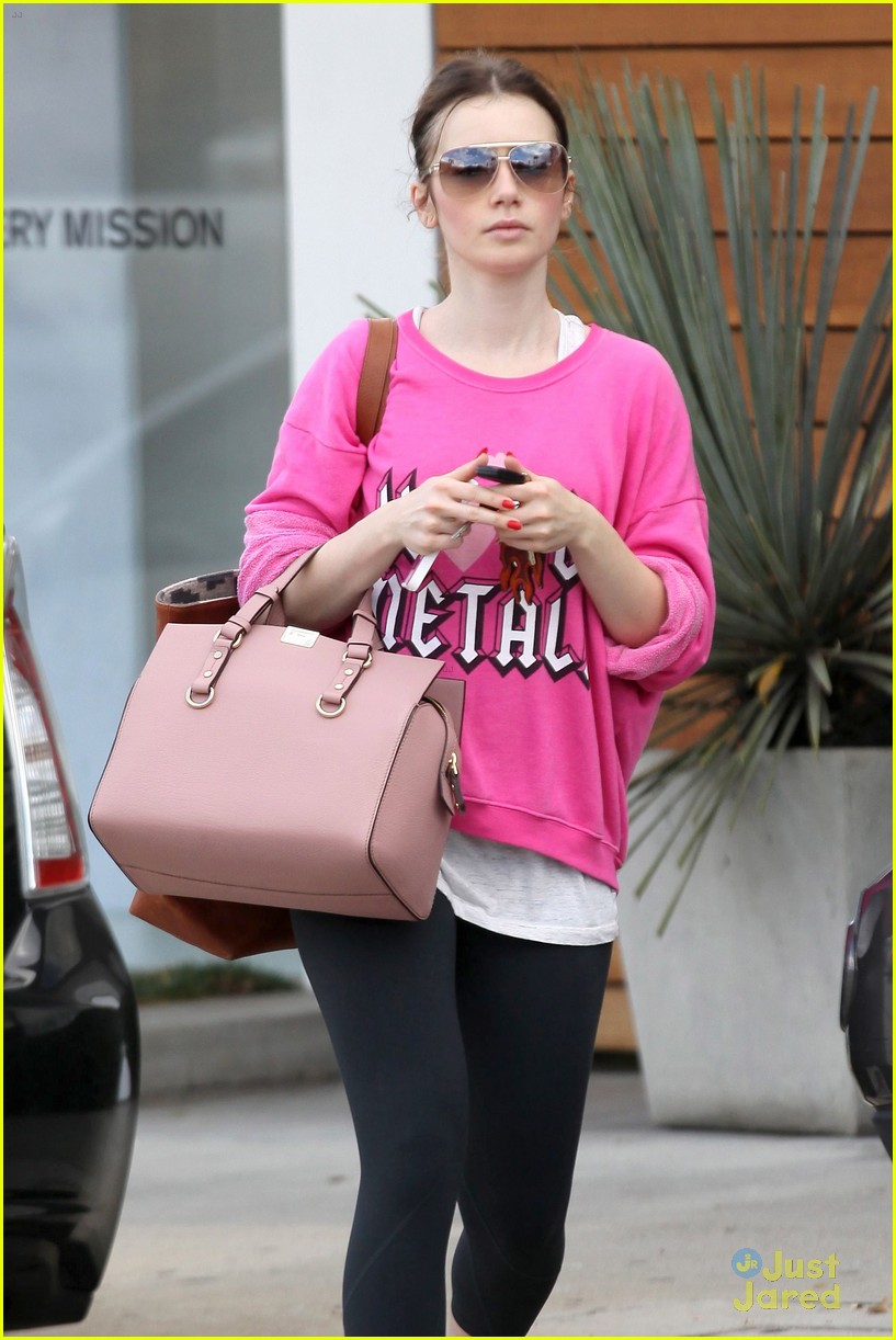 lily collins training session 02