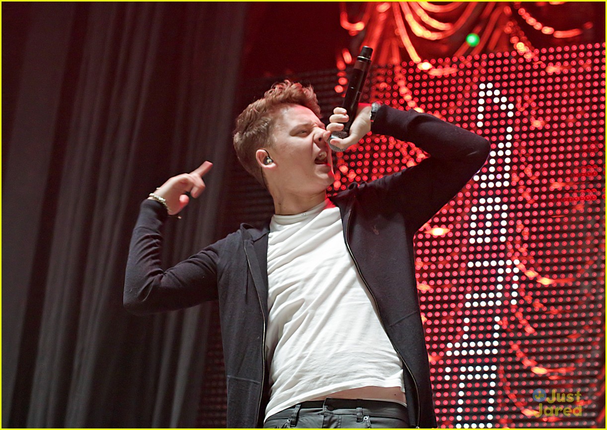 little mix conor maynard radio city live performers 25