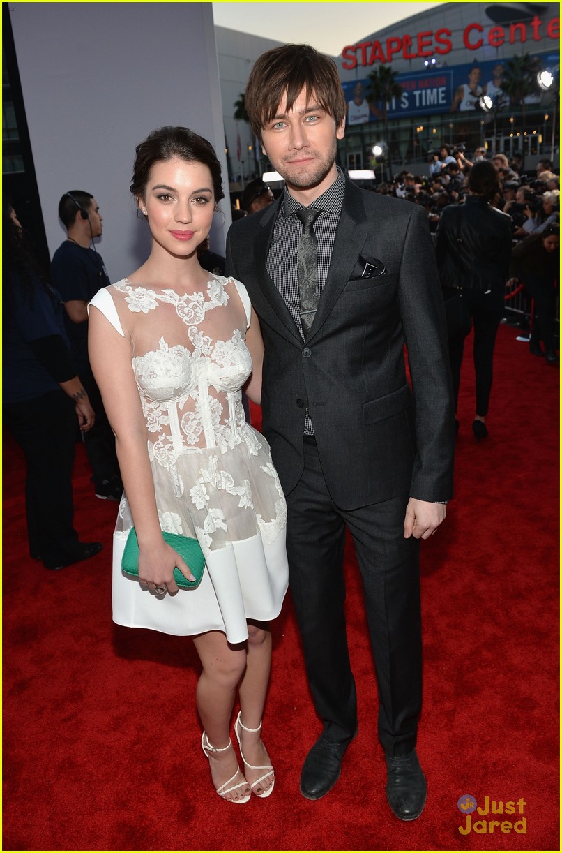 adelaide kane torrance coombs peoples choice awards 2014 04