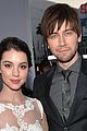 adelaide kane torrance coombs peoples choice awards 2014 02