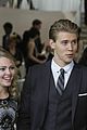 the carrie diaries season finale is carrie moving to cali exclusive clip 04