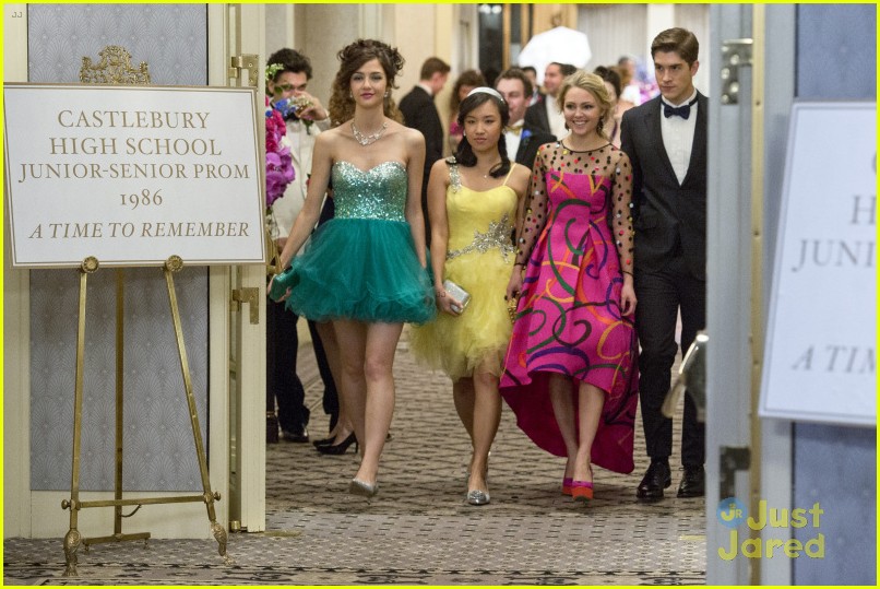 the carrie diaries does prom 02