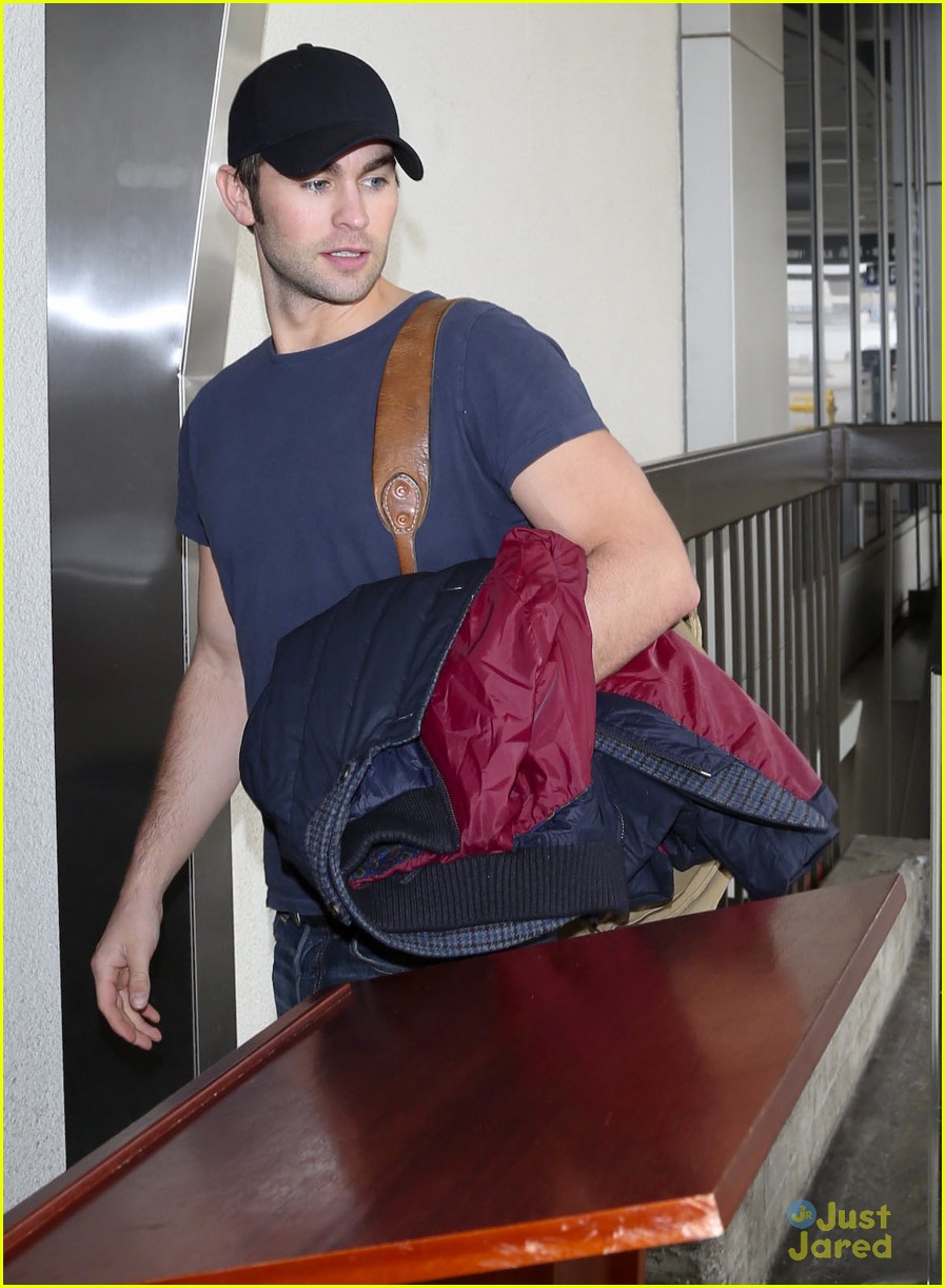 chace crawford celebrity beach bowl player 01