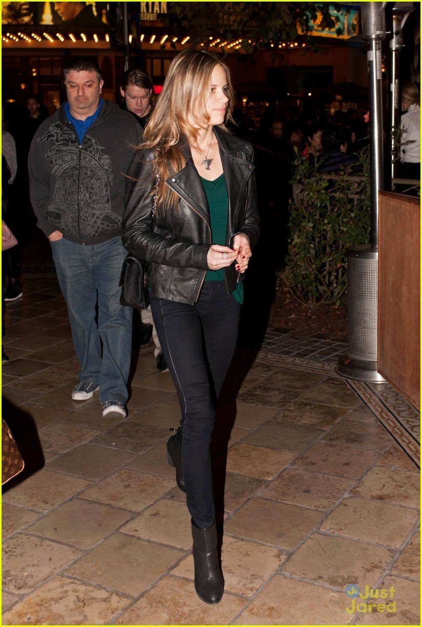 Chord Overstreet & Halston Sage: Dinner & Movie Date!: Photo 636500 | Chord  Overstreet, Halston Sage Pictures | Just Jared Jr.