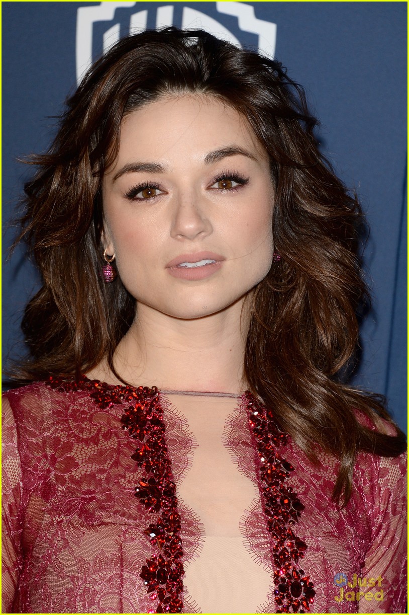 crystal reed sosie bacon gg after parties 03