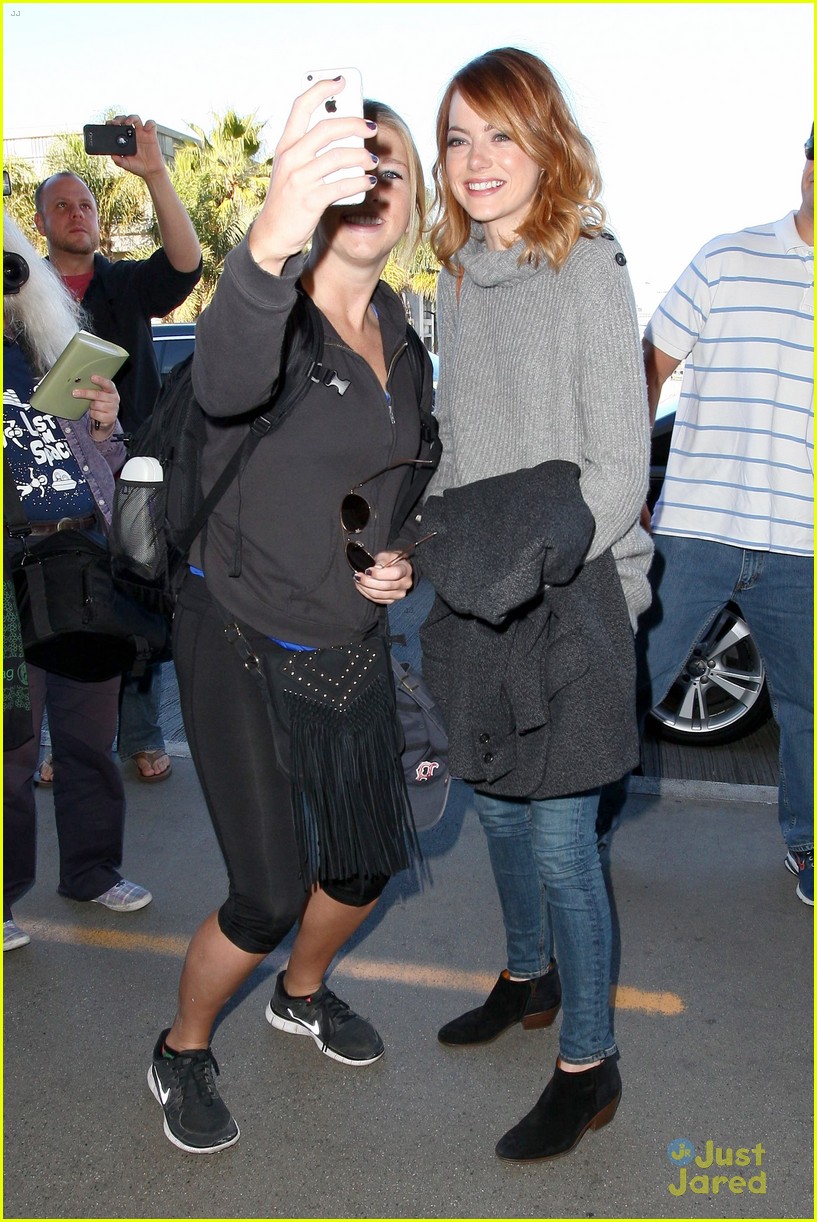emma stone hits lax after golden globes 2014 07