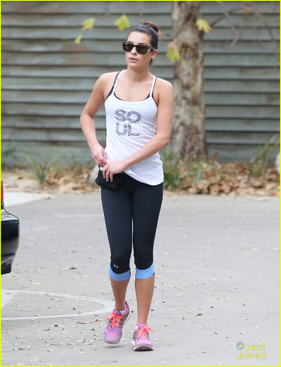 lea michele coldwater canyon hike before glee rehearsal 21