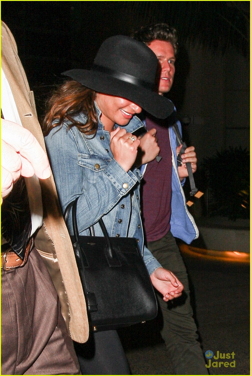 lea michele lax after mexico 03