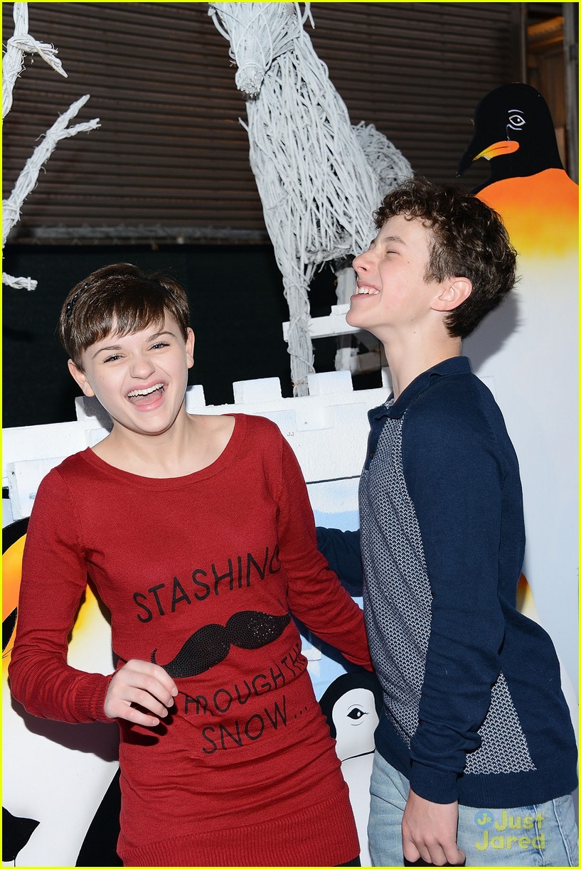 nolan gould joey king queen mary chill 22
