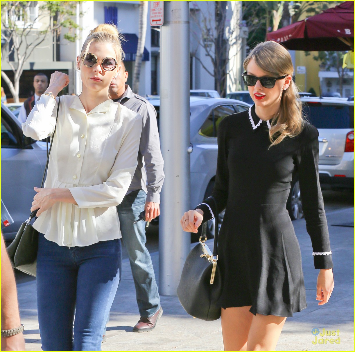 taylor swift bouchon lunch with new friend jaime king 12