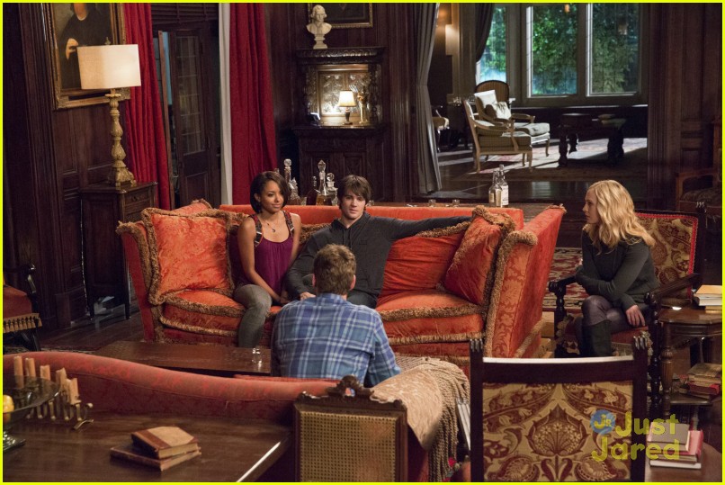 the vampire diaries 100th episode pics preview 07