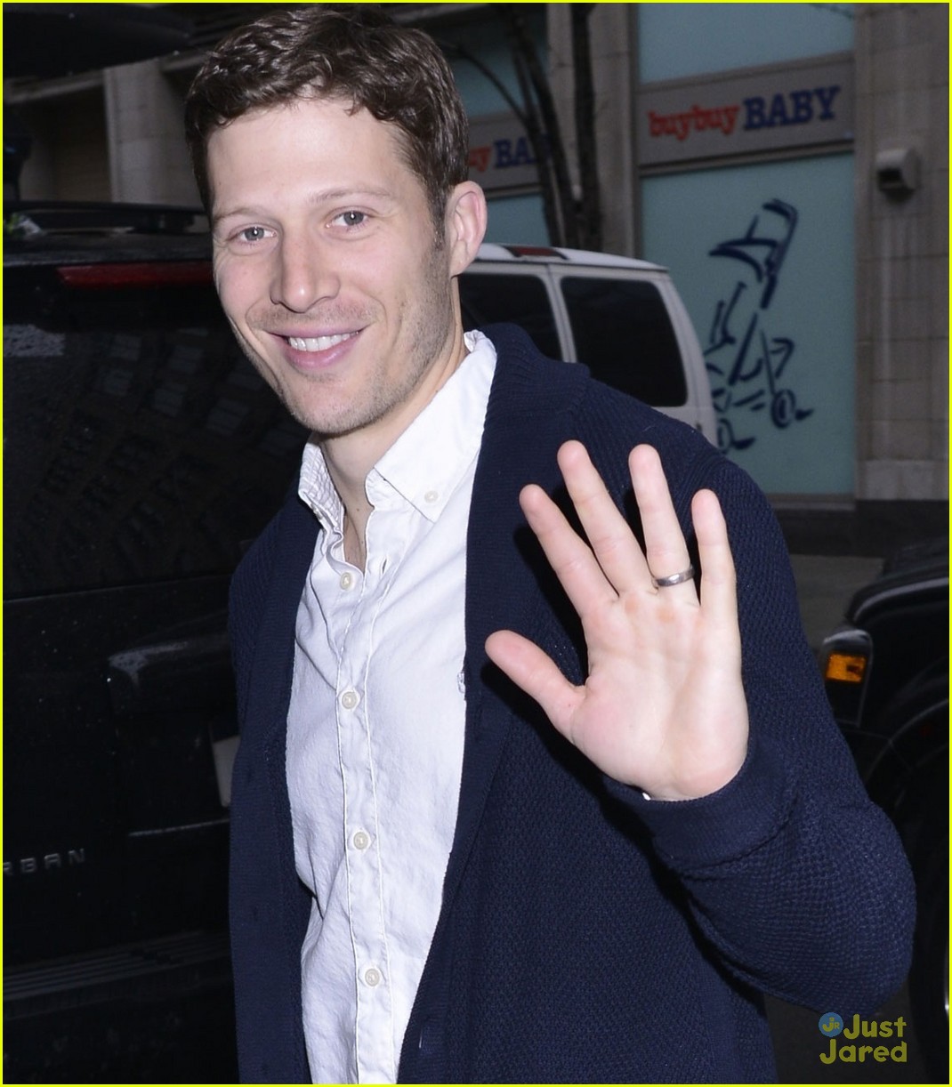 zach gilford devils due isnt your typical horror movie 04