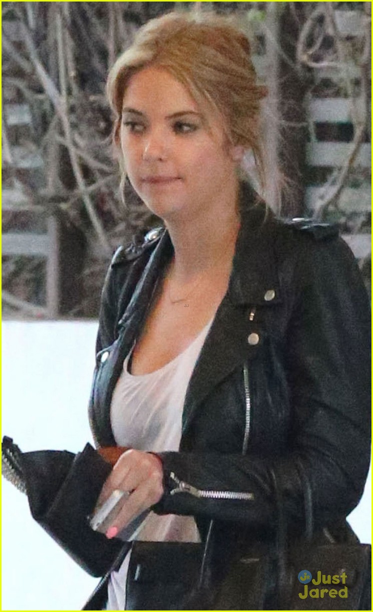 ashley benson shows off her flawless skin 06