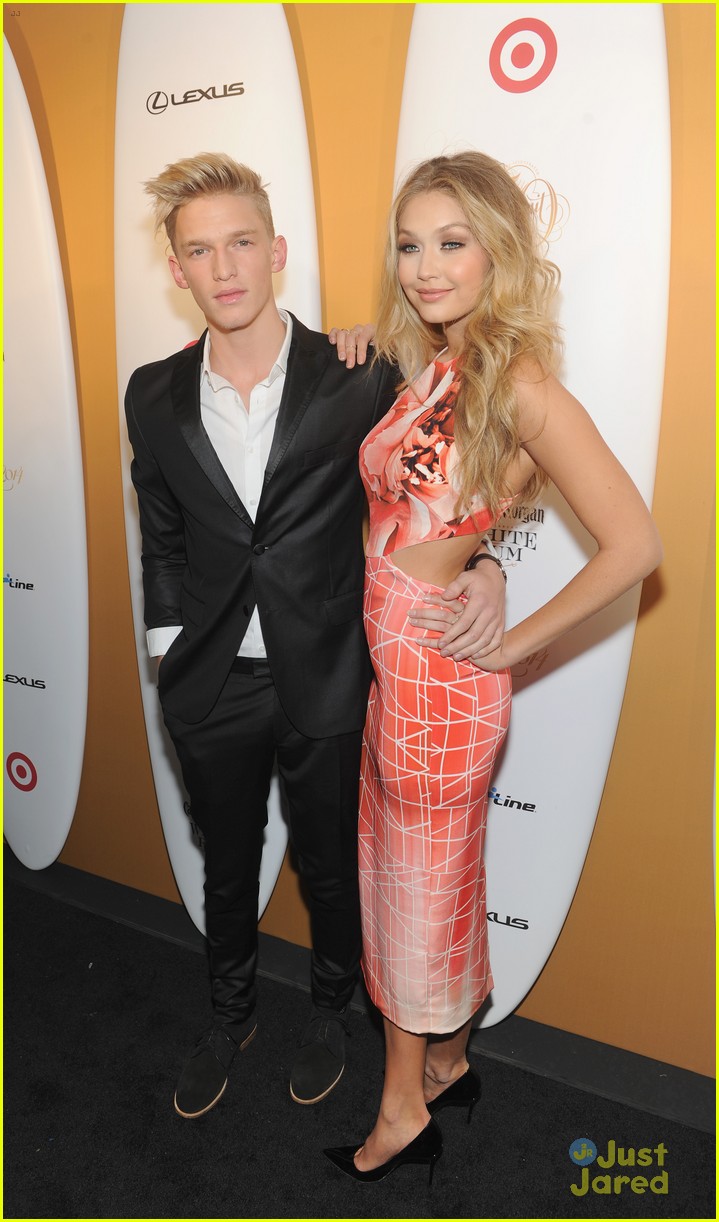 cody simpson gigi hadid first red carpet together sports illustrated event 03