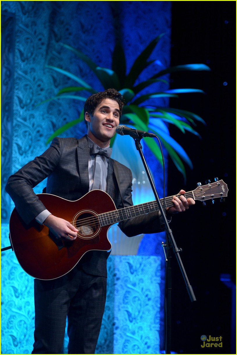 darren criss amber riley family equality council dinner 02