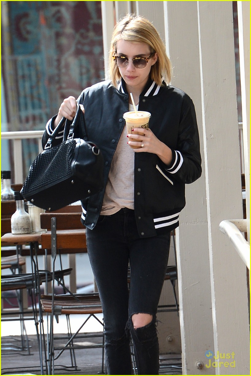 emma roberts being an adult is not glamorous 03